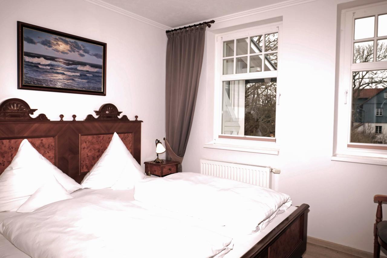 Hotel Zum Strandlaufer Ahrenshoop Εξωτερικό φωτογραφία