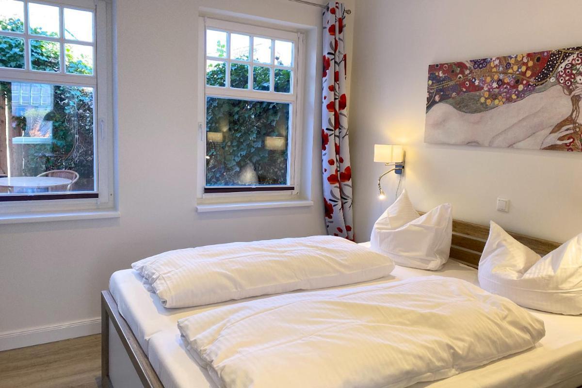 Hotel Zum Strandlaufer Ahrenshoop Εξωτερικό φωτογραφία