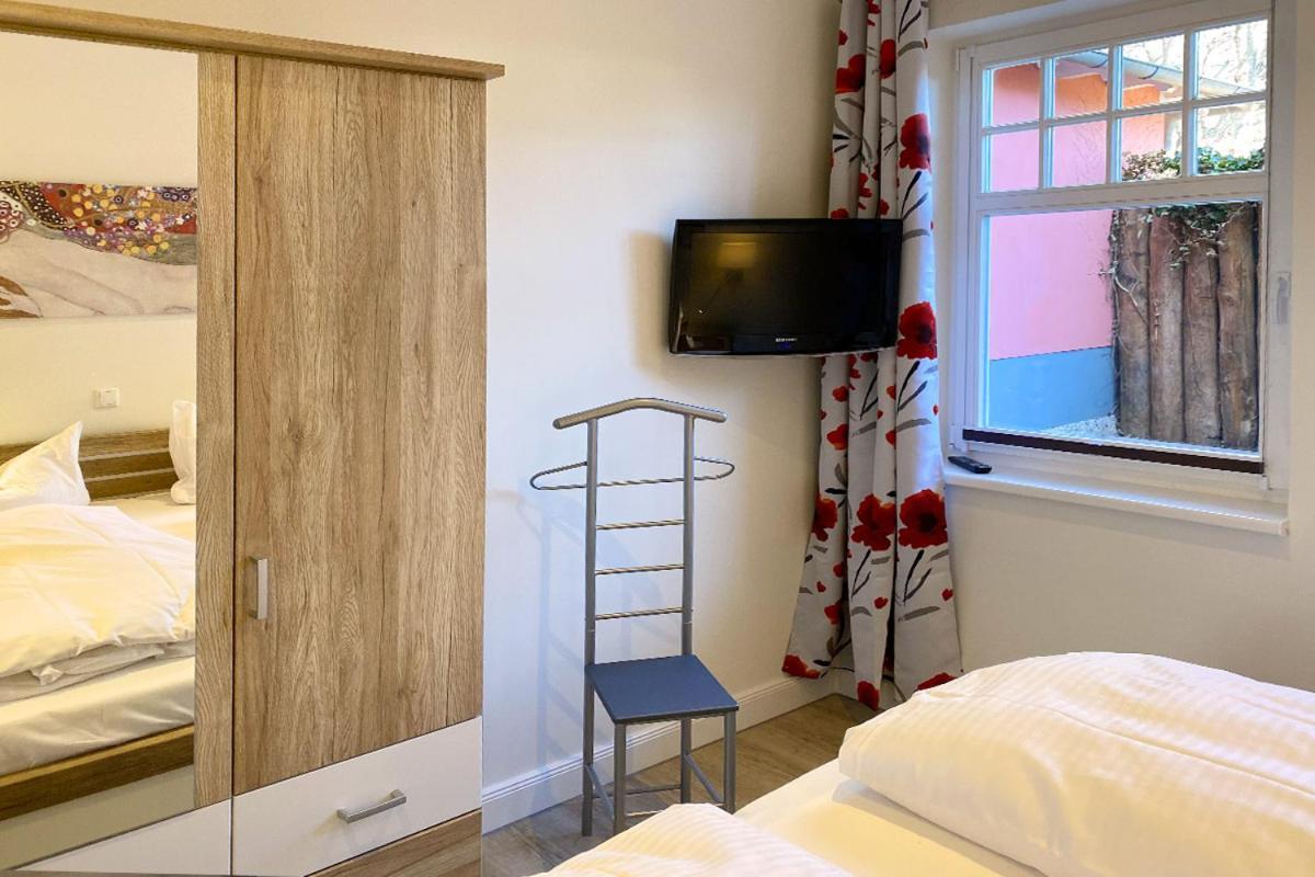 Hotel Zum Strandlaufer Ahrenshoop Εξωτερικό φωτογραφία